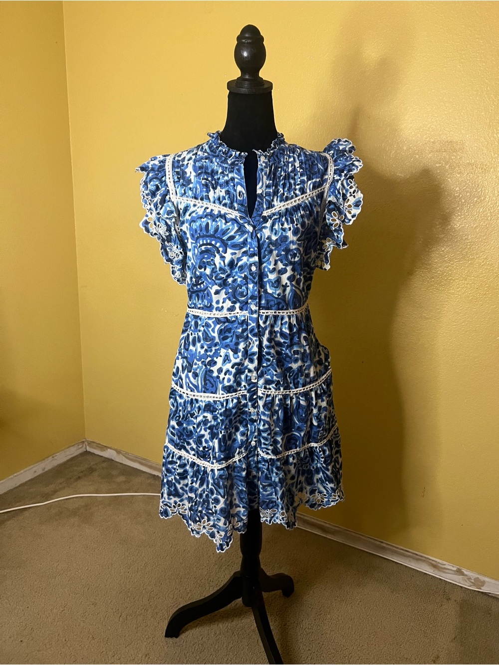 House of Harlow 1960 Blue and White Floral Ruffle Dress